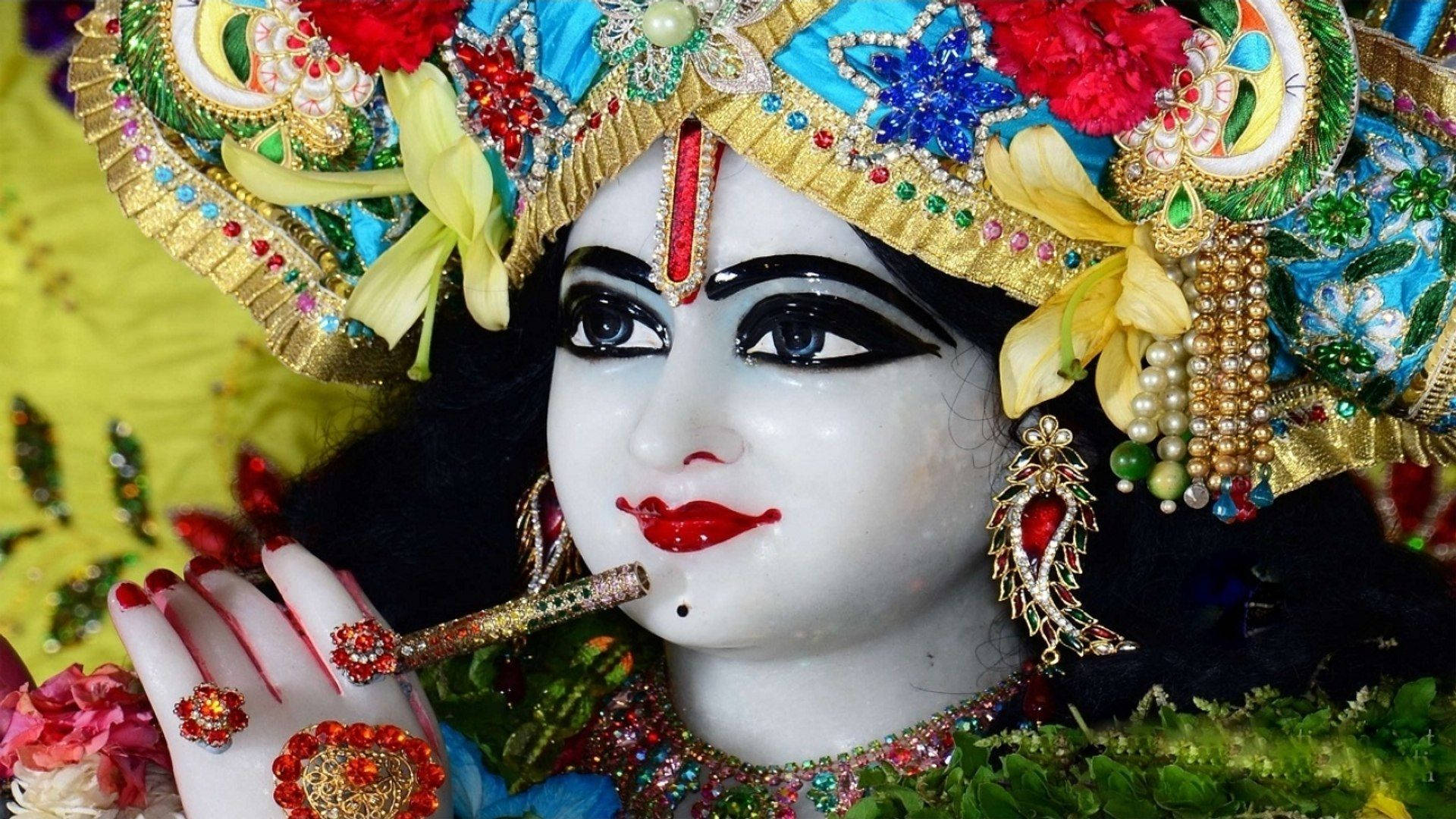 Download Beautiful Krishna In Banke Bihari Temple Wallpaper 