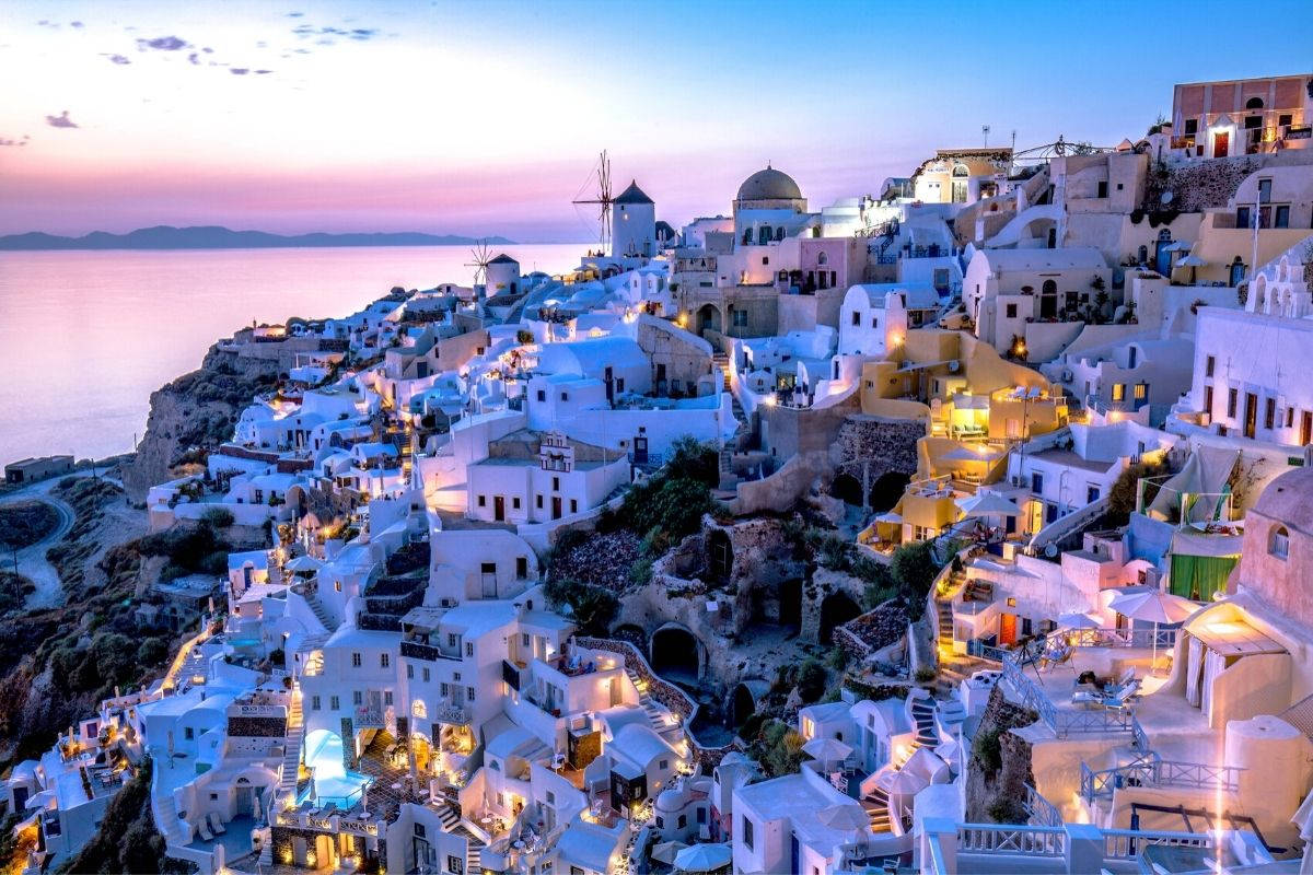 Hermosasluces En Santorini. Fondo de pantalla