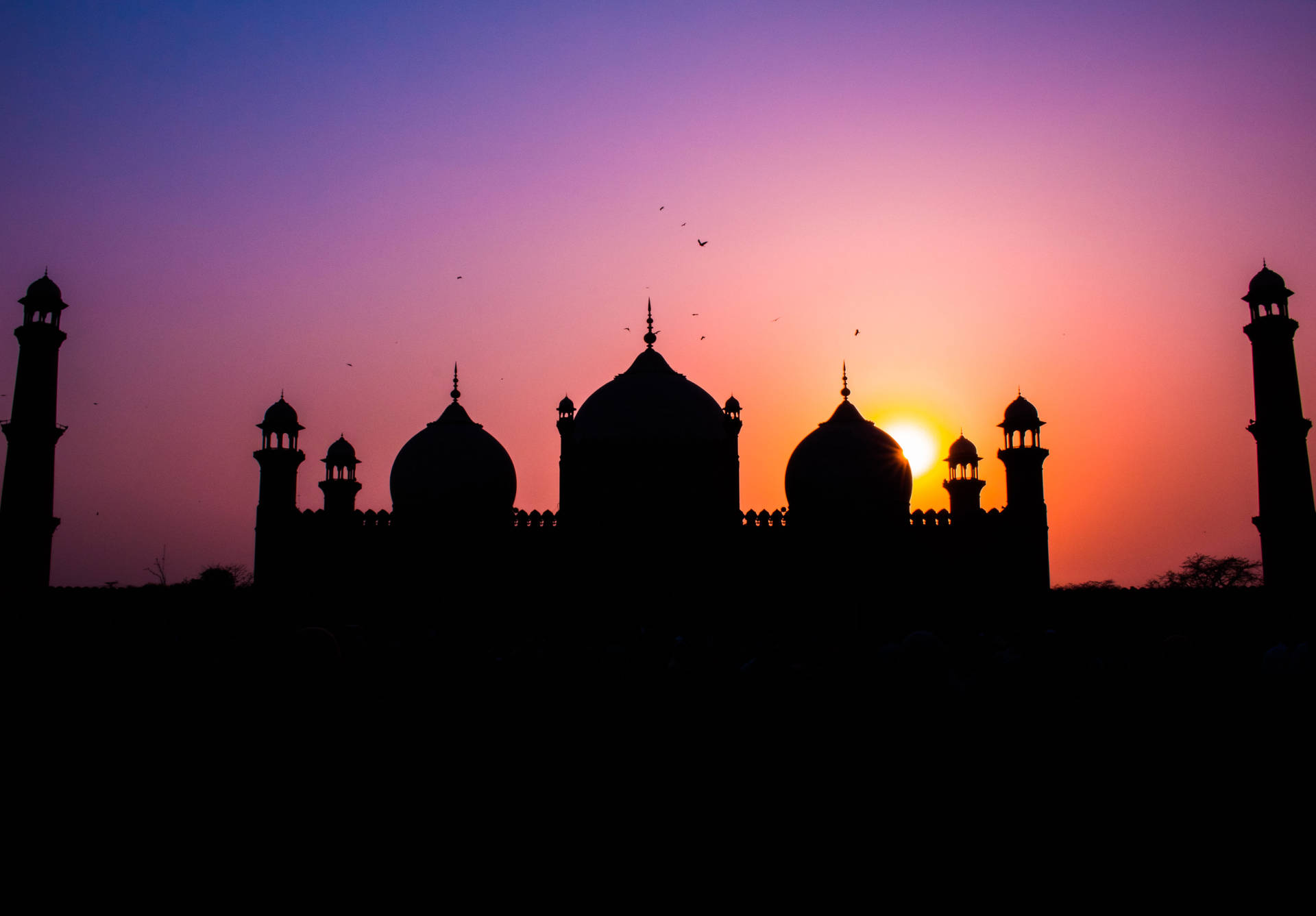 Beautiful Mosque Badshahi Silhouette Background