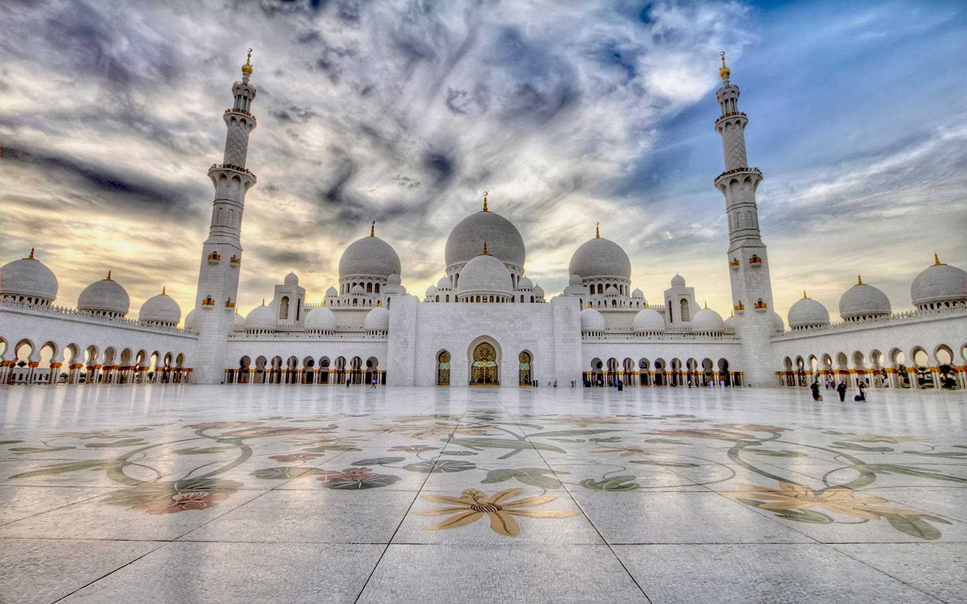 Beautiful Mosque Floral Mosaic Floor Background