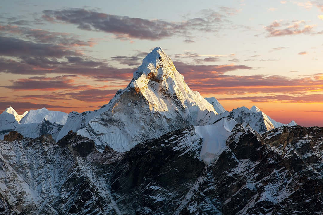 Wunderschönesbild Von Einem Sonnenuntergang Am Mount Everest
