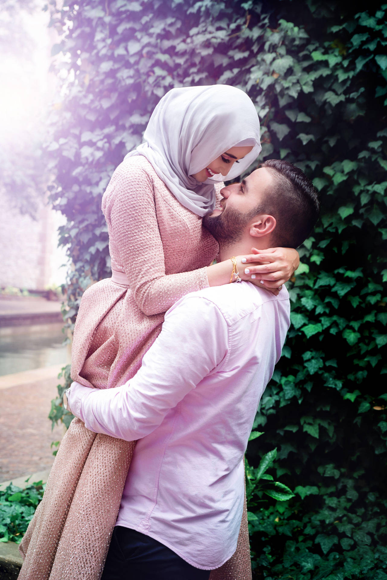 30+ Muslim Couple Wallpapers Download For Free [HQ]