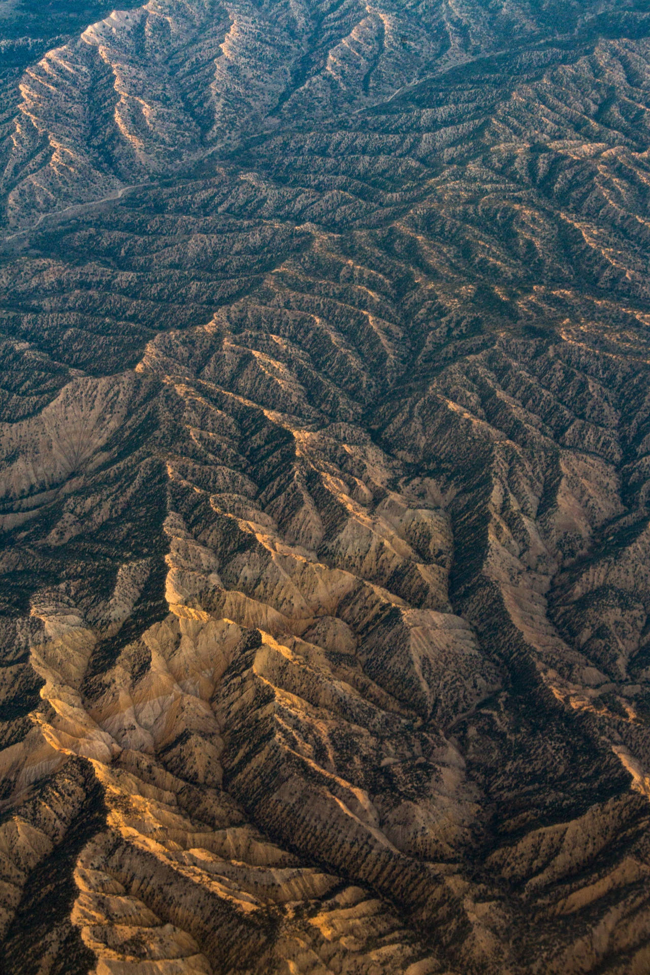 Hermosavista Aérea De Montañas En La Naturaleza Fondo de pantalla