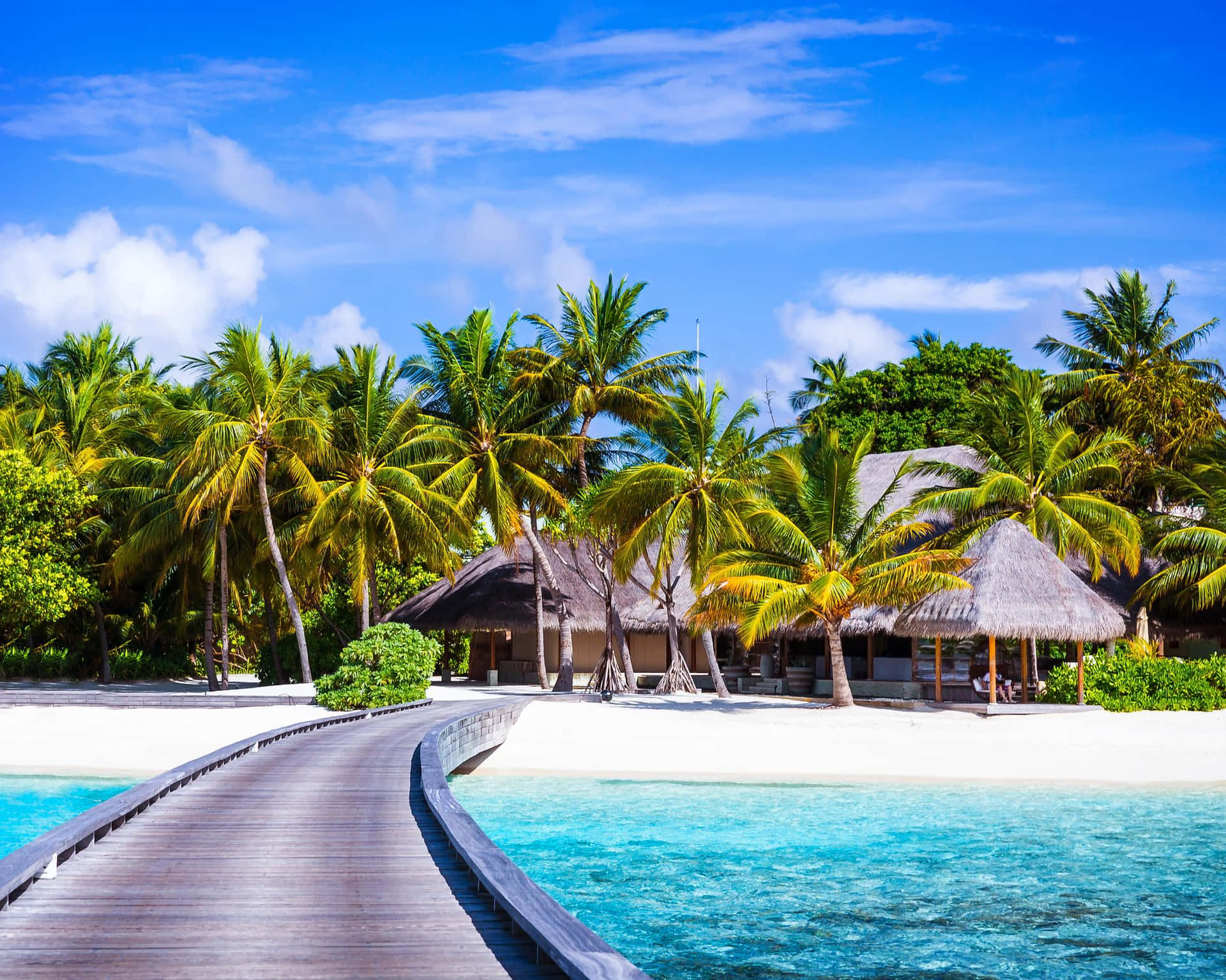 Schönesbild Vom Strand Auf Den Malediven.