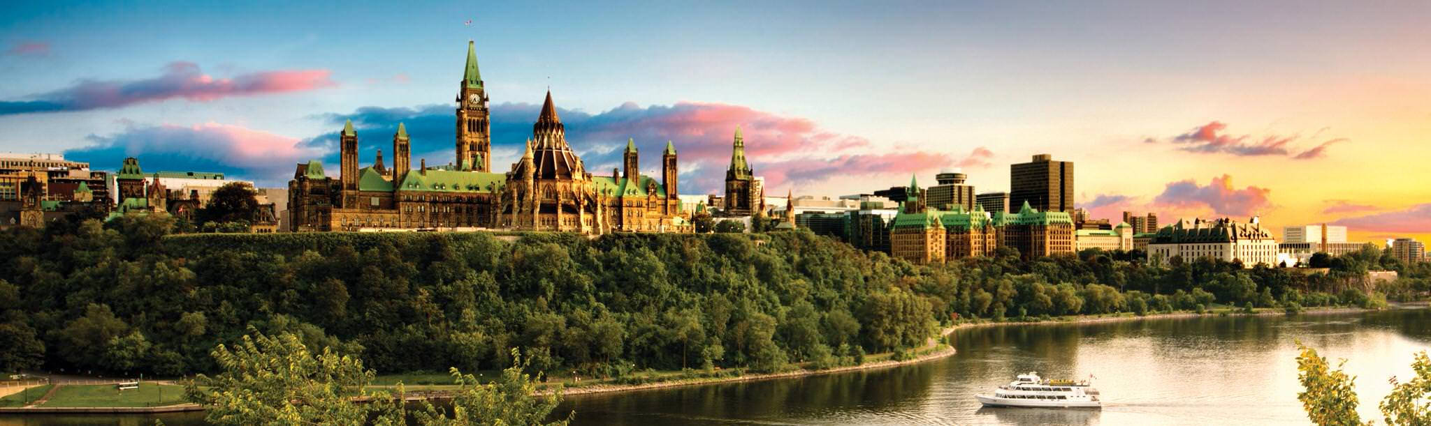 Beautiful Scenery In Ottawa River Wallpaper
