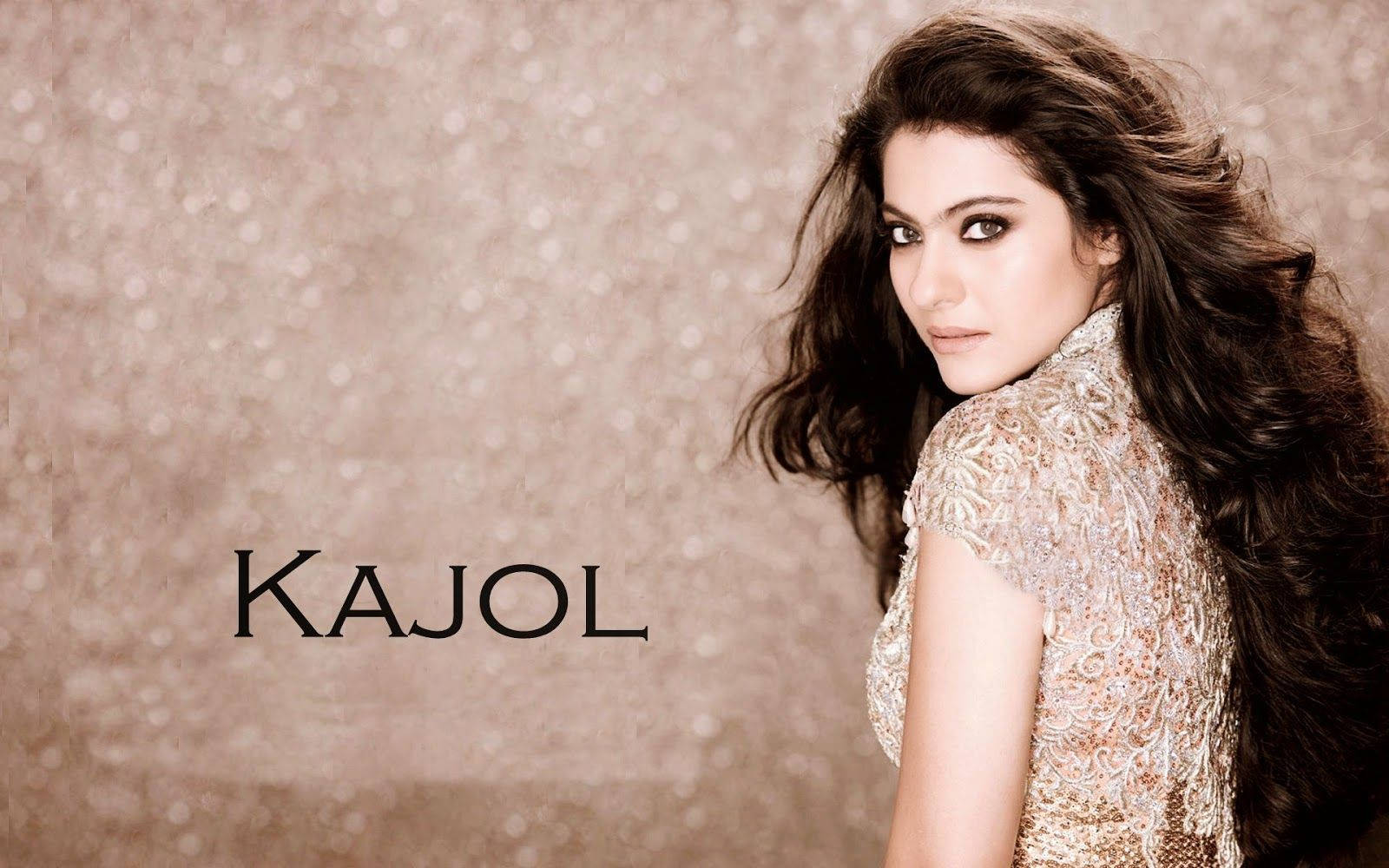 Captivating Bollywood Star, Kajol Devgn Wallpaper