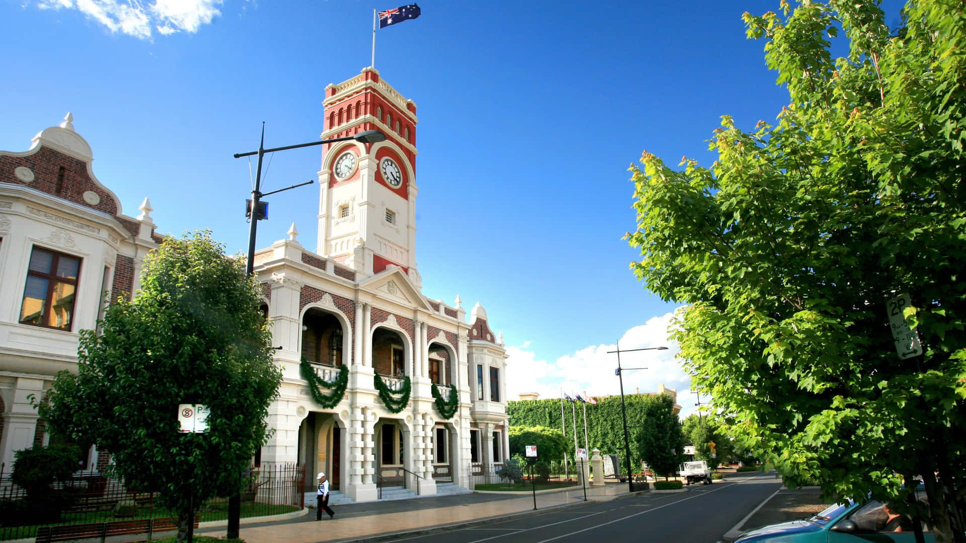 Beautiful Sunrise Over Toowoomba Landscape Wallpaper