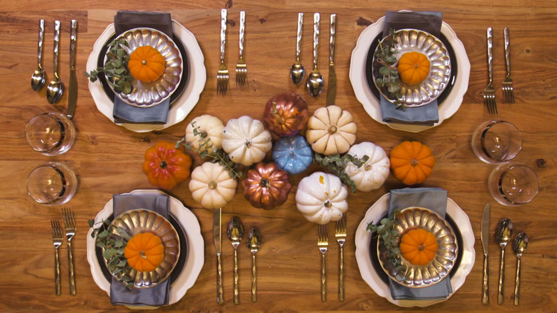 Beautiful Thanksgiving Dinner Top-View Picture