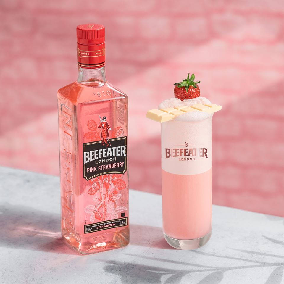 Beefeater Strawberry White Chocolate Wallpaper