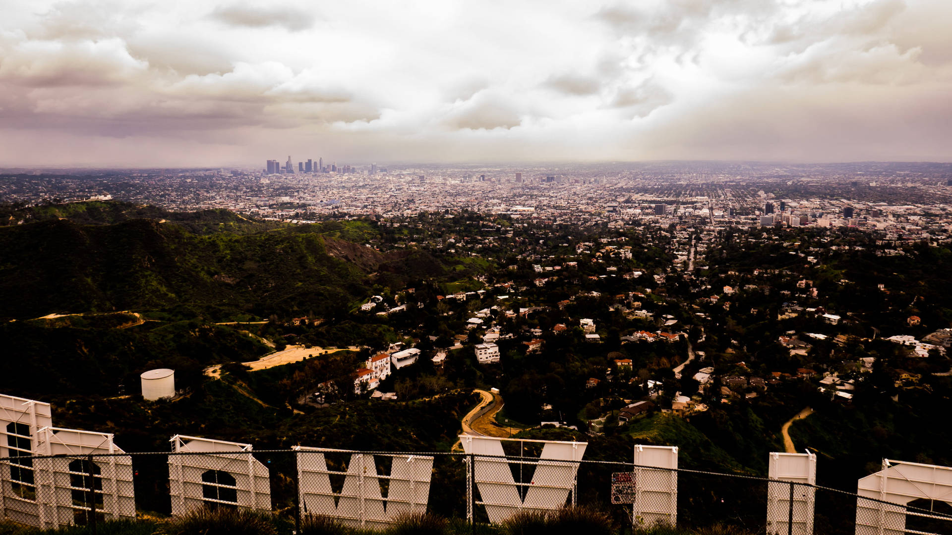 Behind The Hollywood Sign Wallpaper