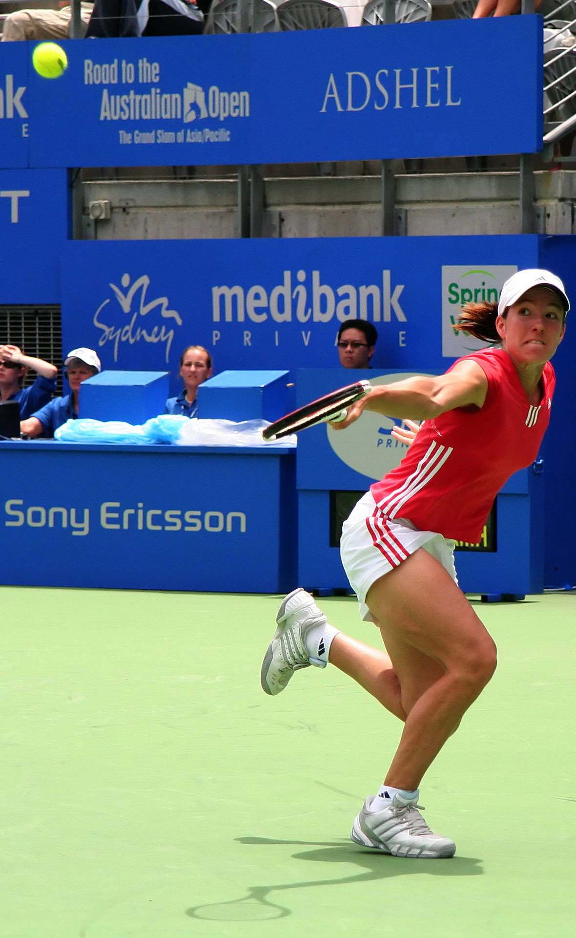 Giocatricedi Tennis Professionista Belga Justine Henin Sfondo