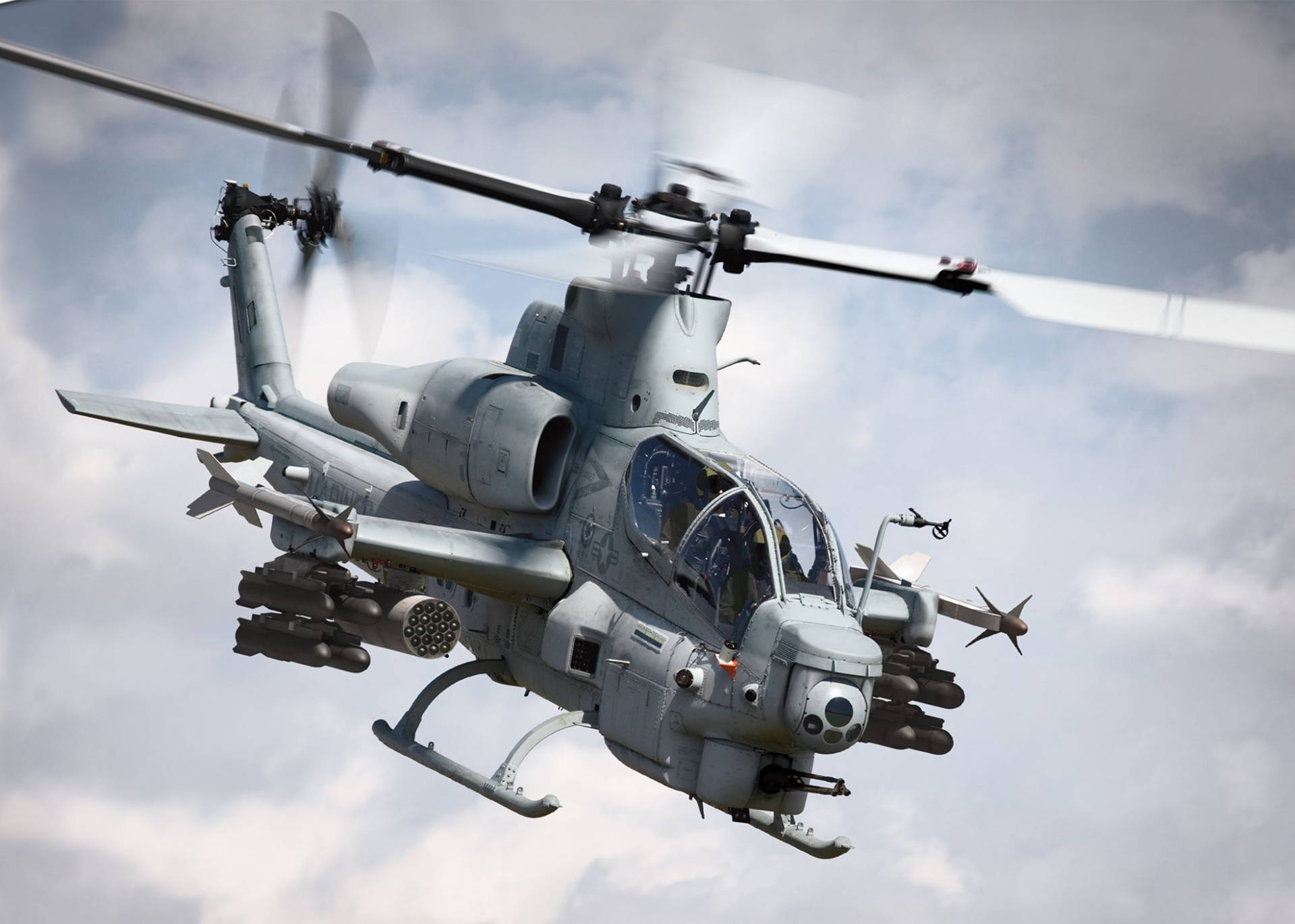 Bell Ah-1z Viper Military Helicopter Wallpaper