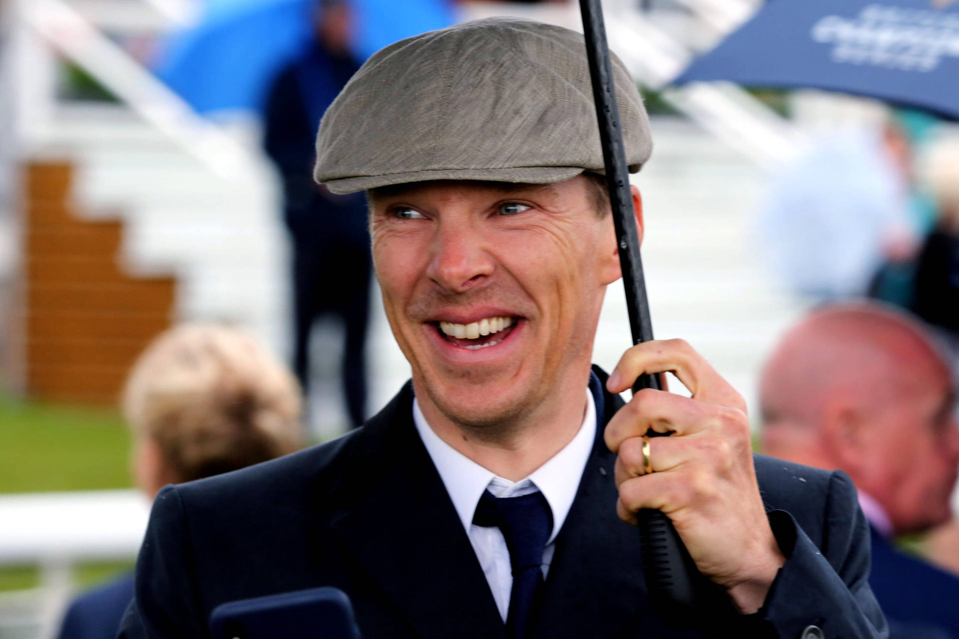 Benedict Cumberbatch Carrying Umbrella