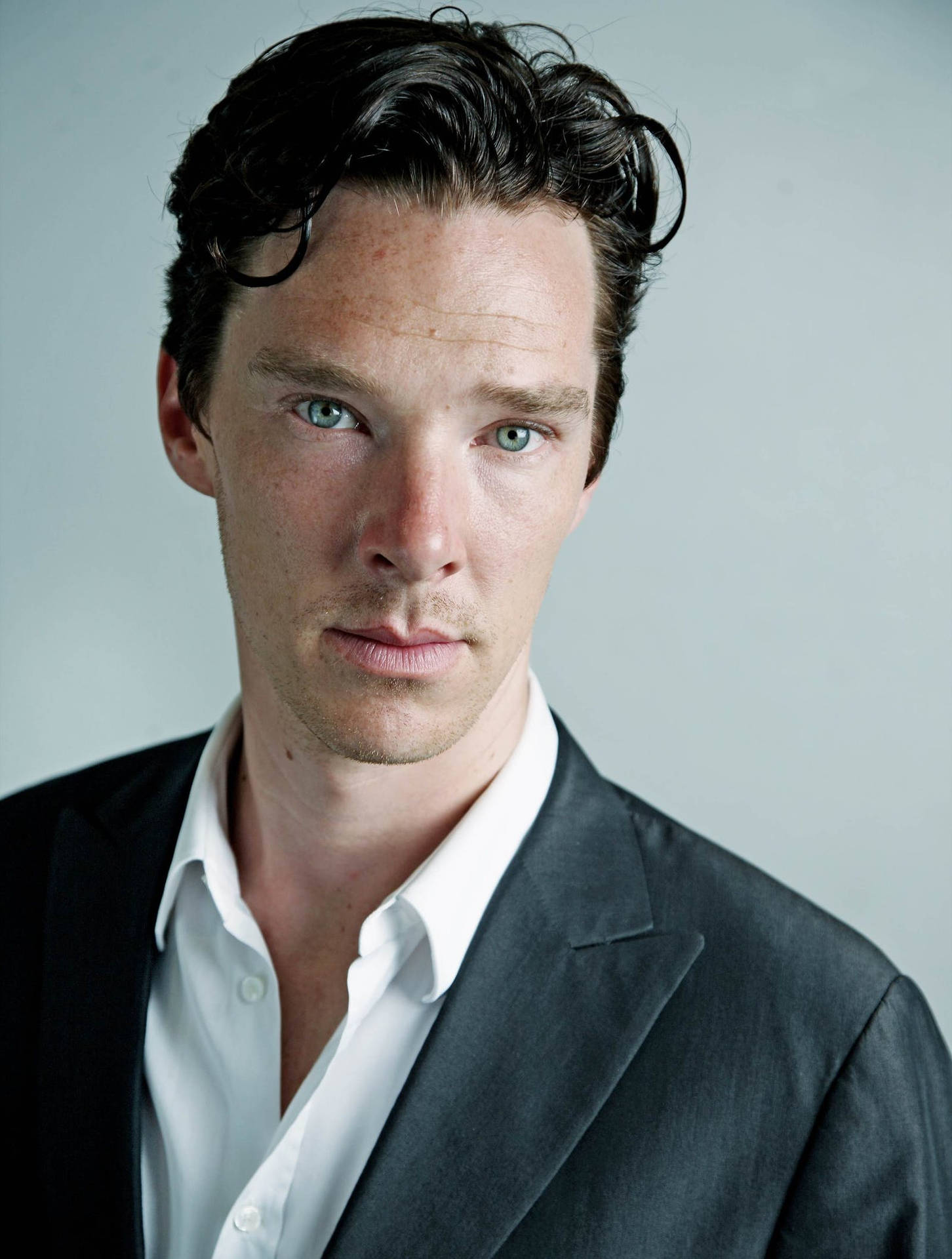 Benedict Cumberbatch Half Portrait Wallpaper