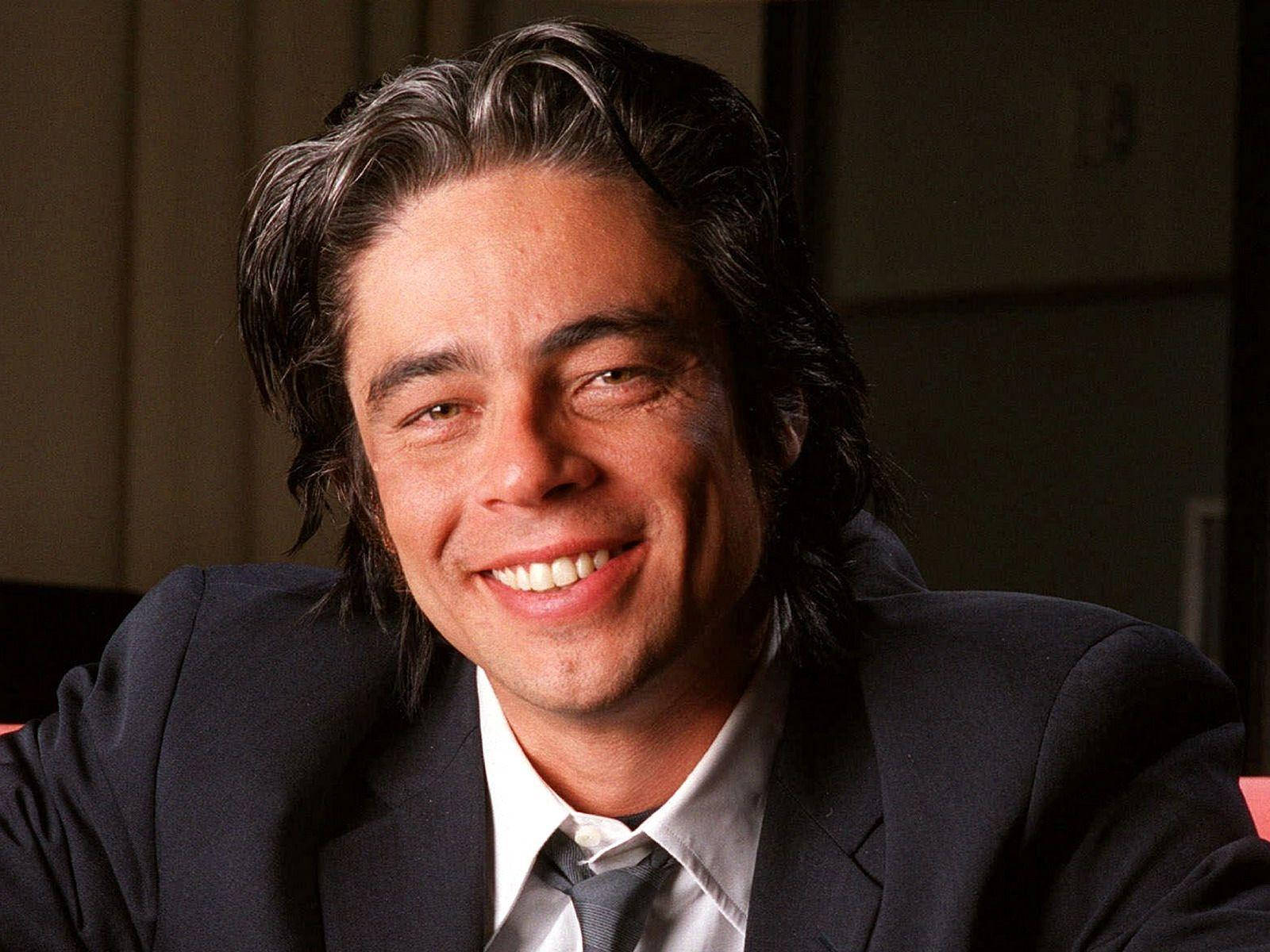 Benicio Del Toro 2001 Associated Press Interview Picture
