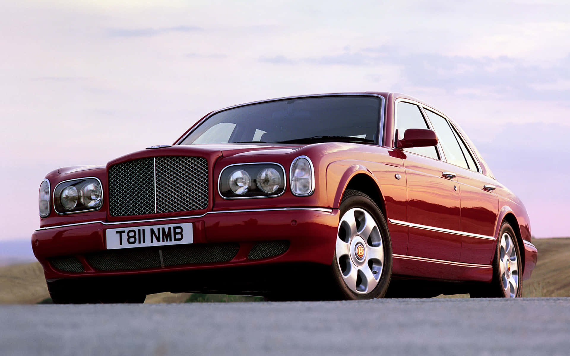 Captivating Bentley Arnage in Its Full Glory Wallpaper