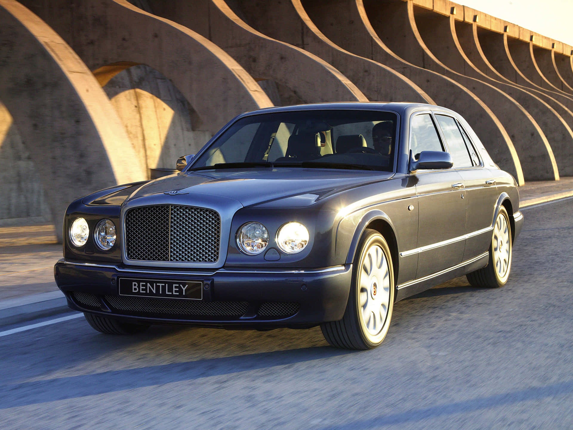 Bentley Arnage Élégant En Parfait État Fond d'écran