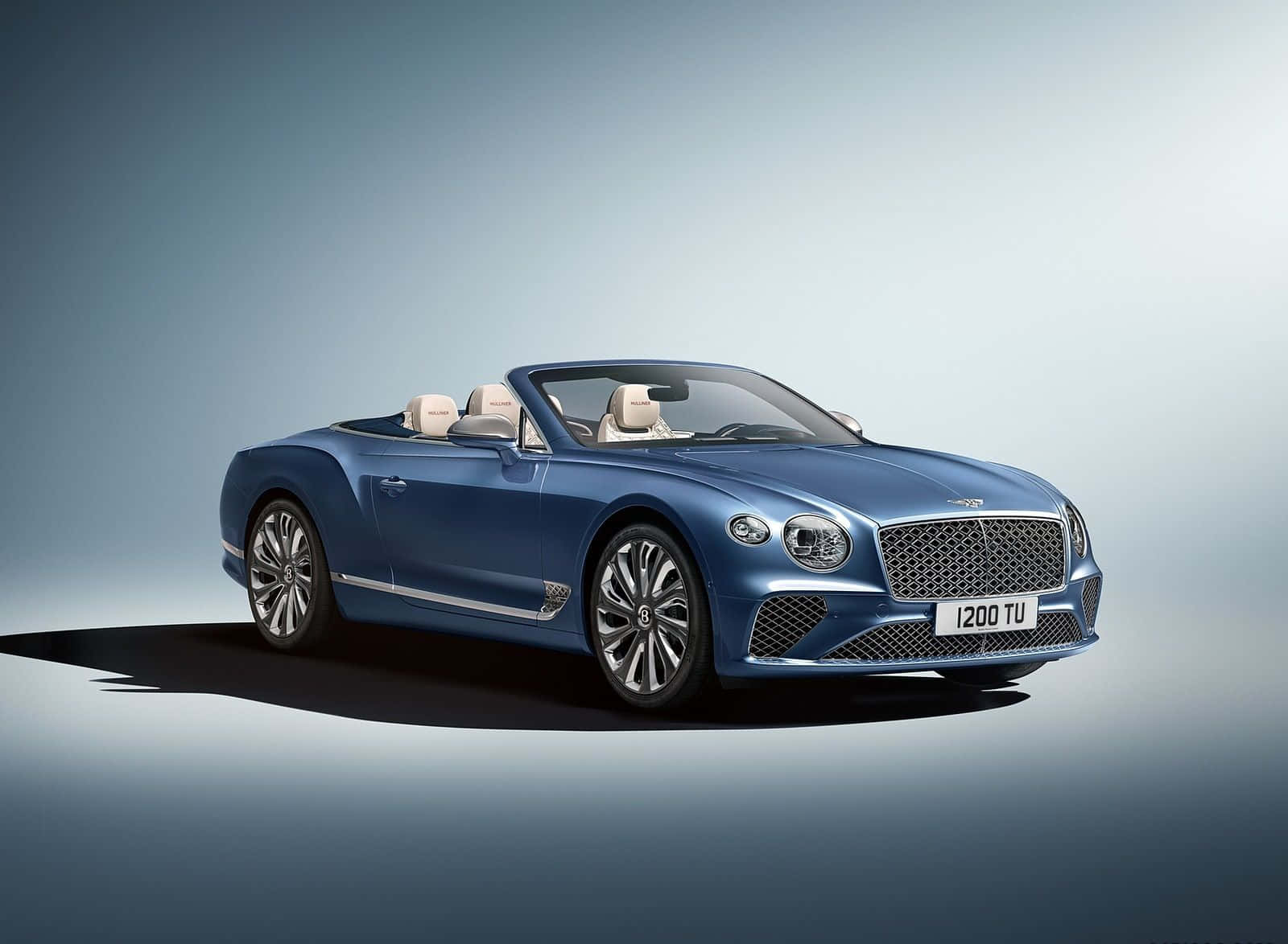 Erlebensie Luxus Und Geschwindigkeit Mit Dem Legendären Bentley.