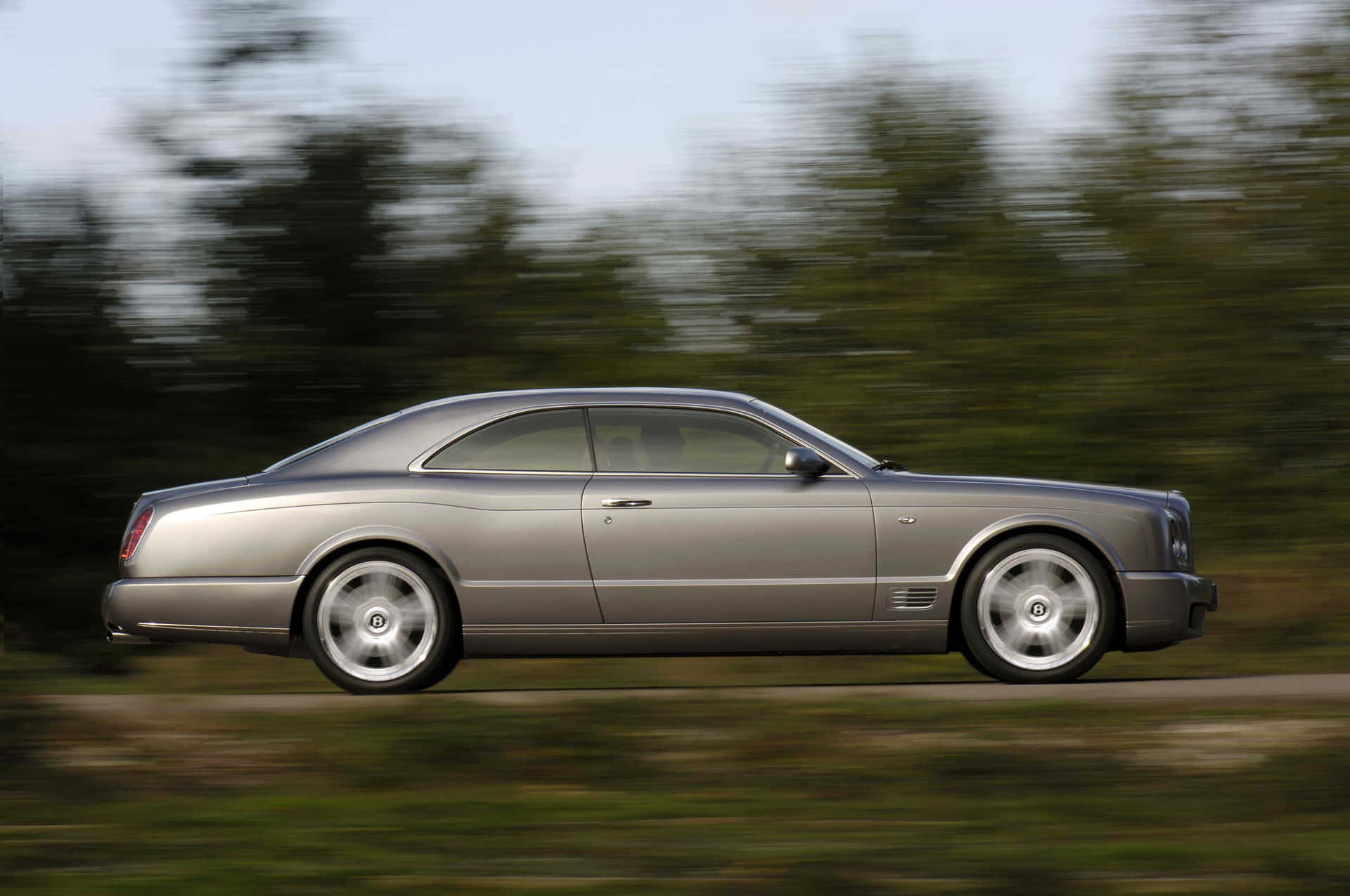 Bentley Brooklands Luxury Coupe in Action Wallpaper