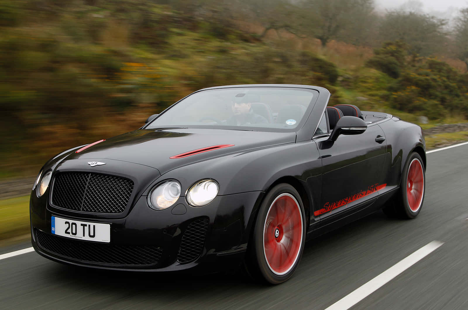 Bentley Continental Supersports - The Epitome of Luxury and Performance Wallpaper