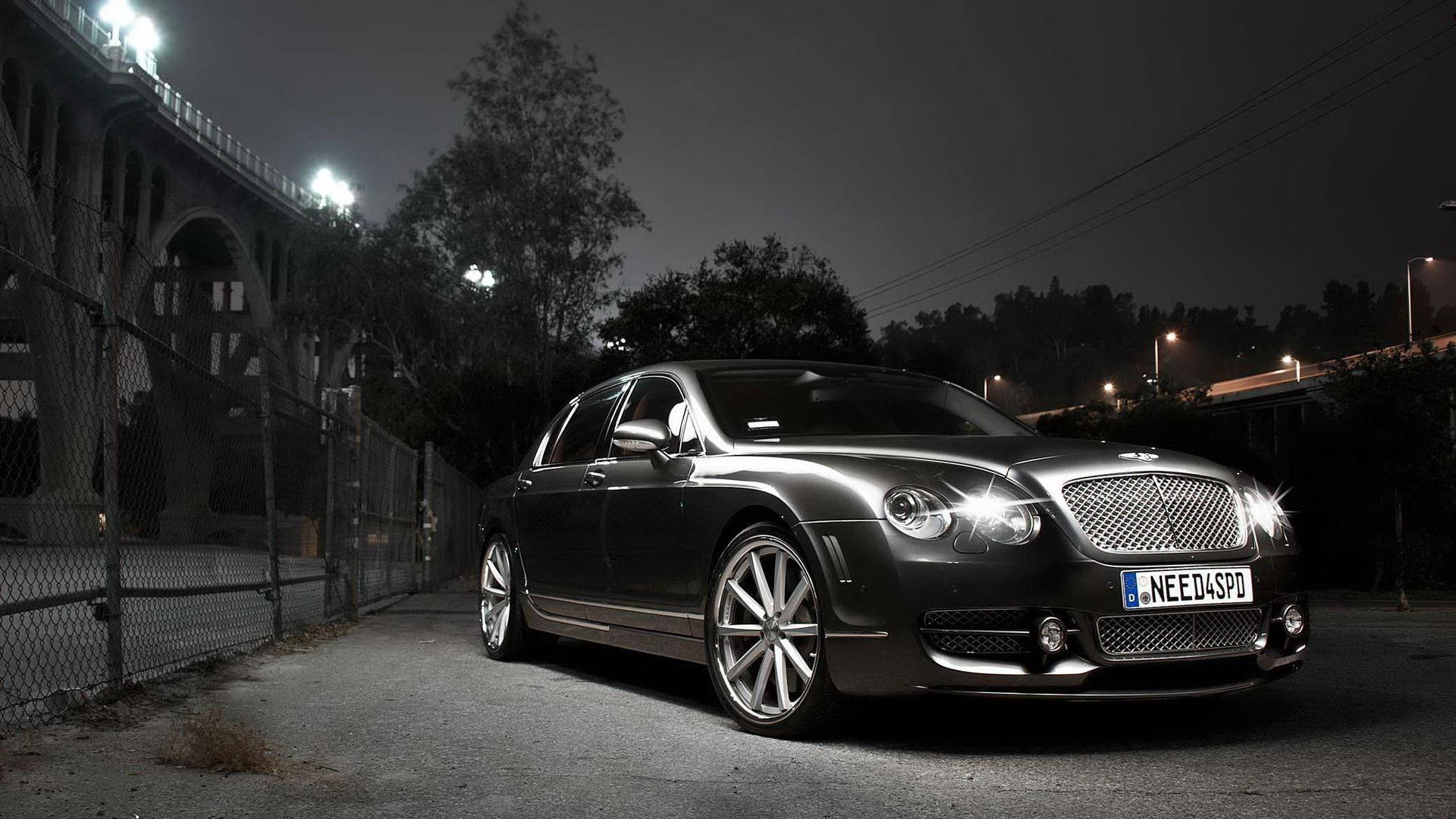 Luxury in Motion - The Bentley Grand Convertible Wallpaper