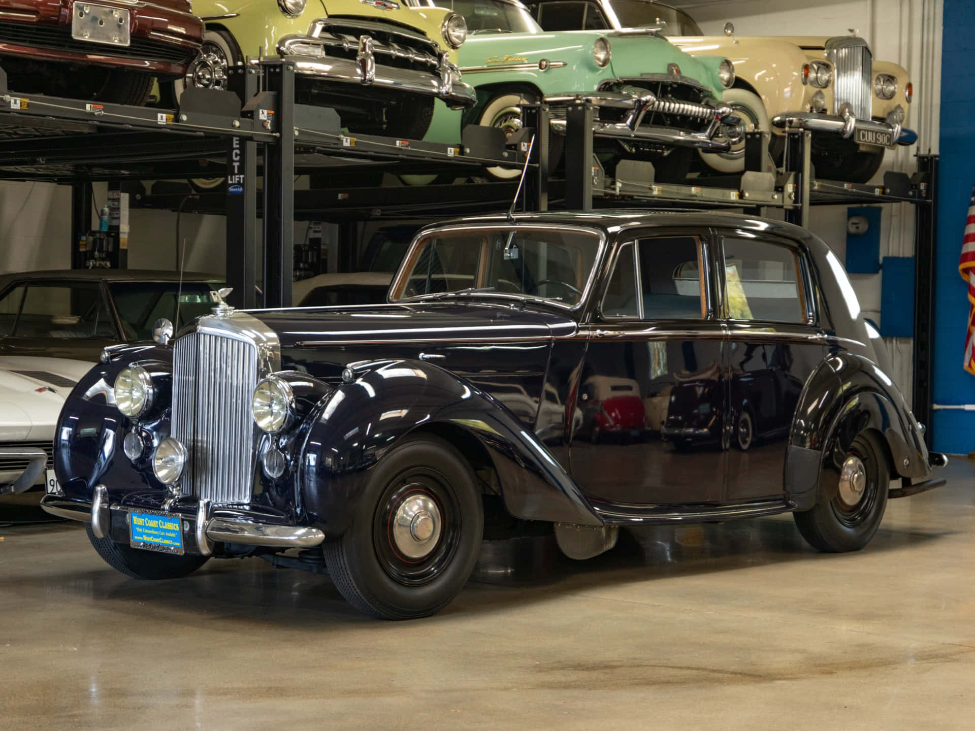 Classic Elegance: The Bentley Mark VI Wallpaper
