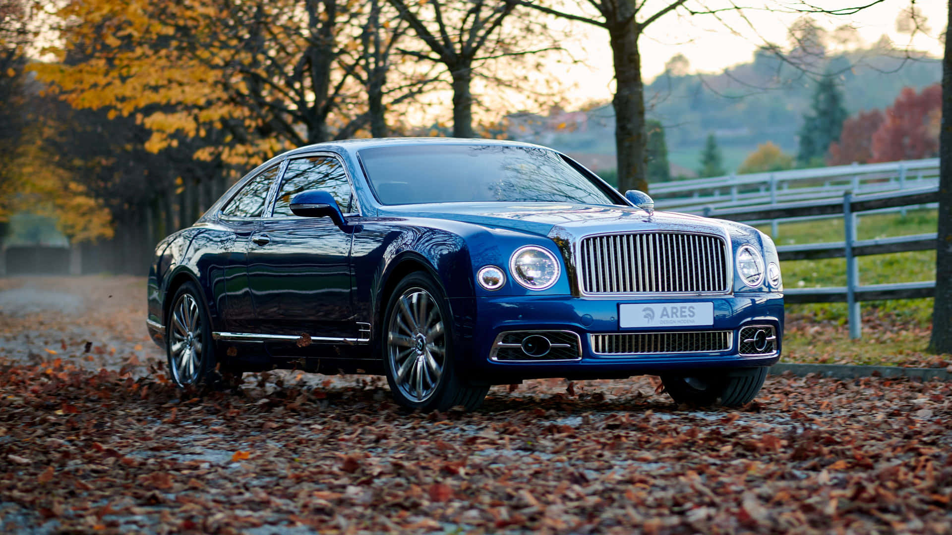 Stunning Bentley Mulsanne in motion Wallpaper