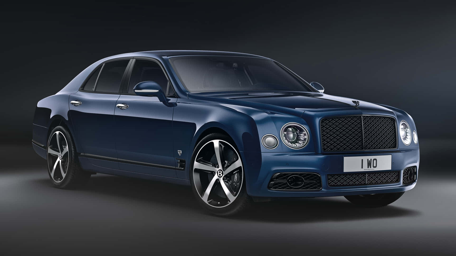 Luxury meets Performance - Bentley Mulsanne Wallpaper