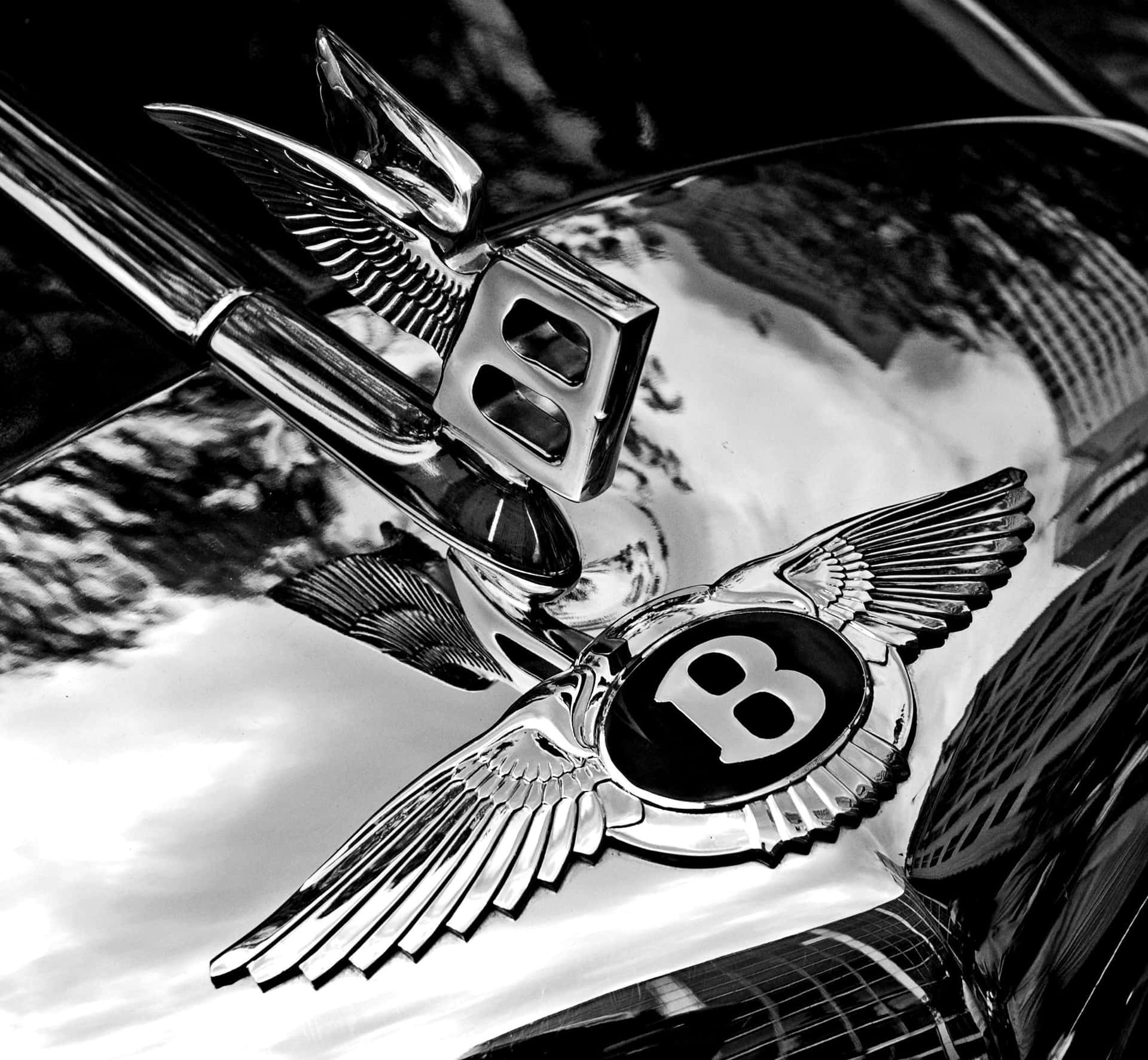 Luksusi Sin Ypperste Form: Bentley Continental.