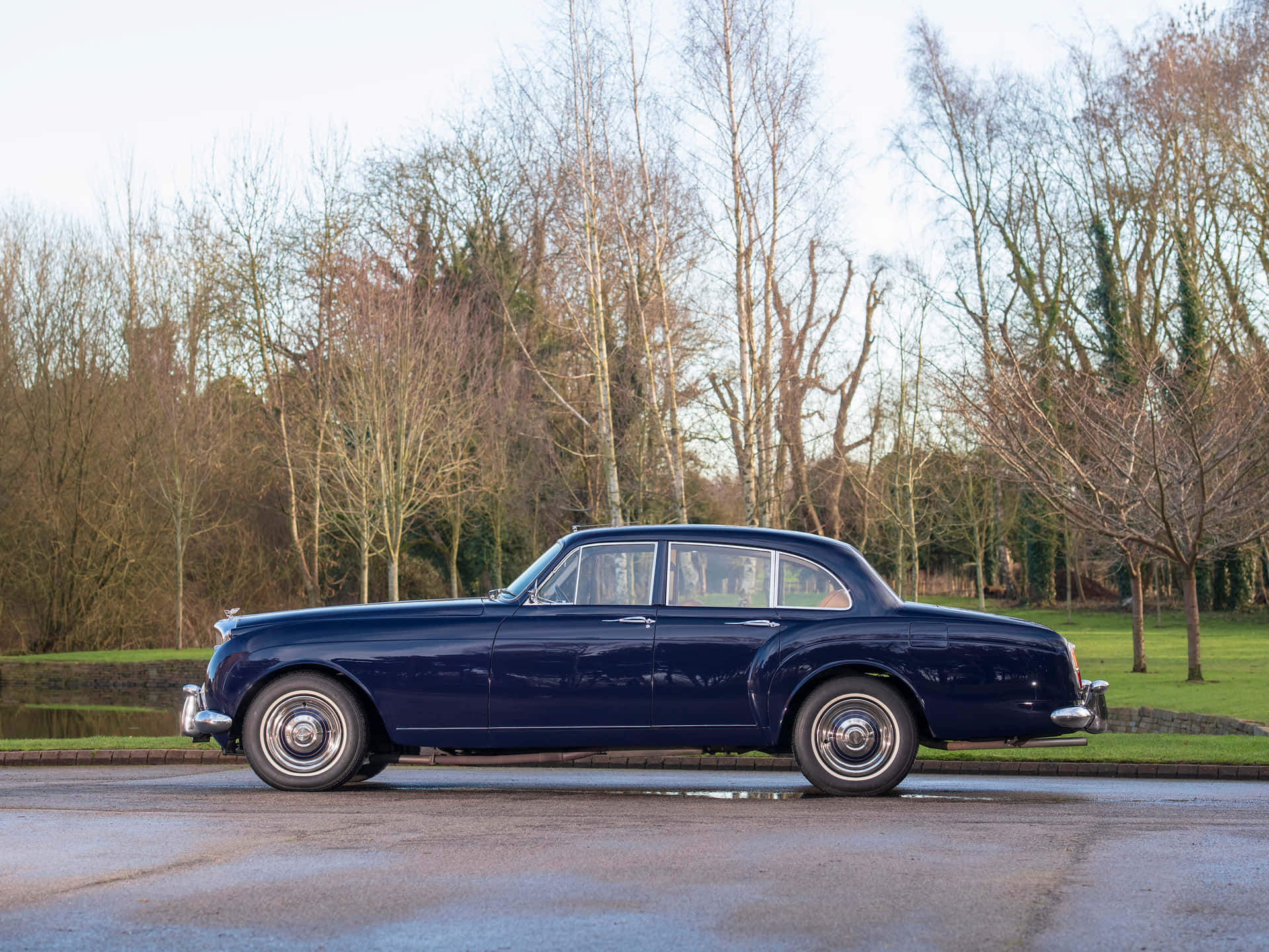 Classic Bentley S2 on the road Wallpaper