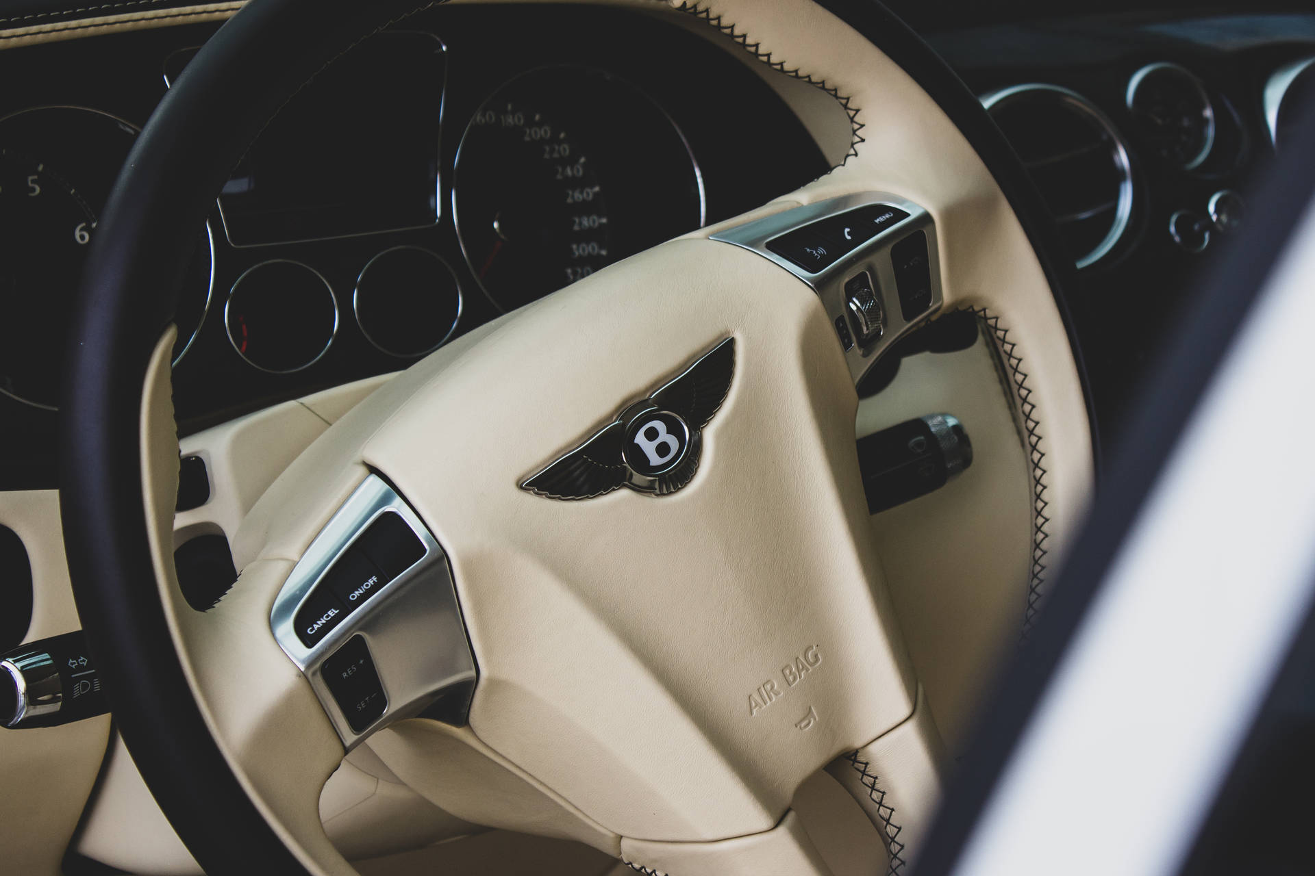 Bentley Steering Wheel Wallpaper