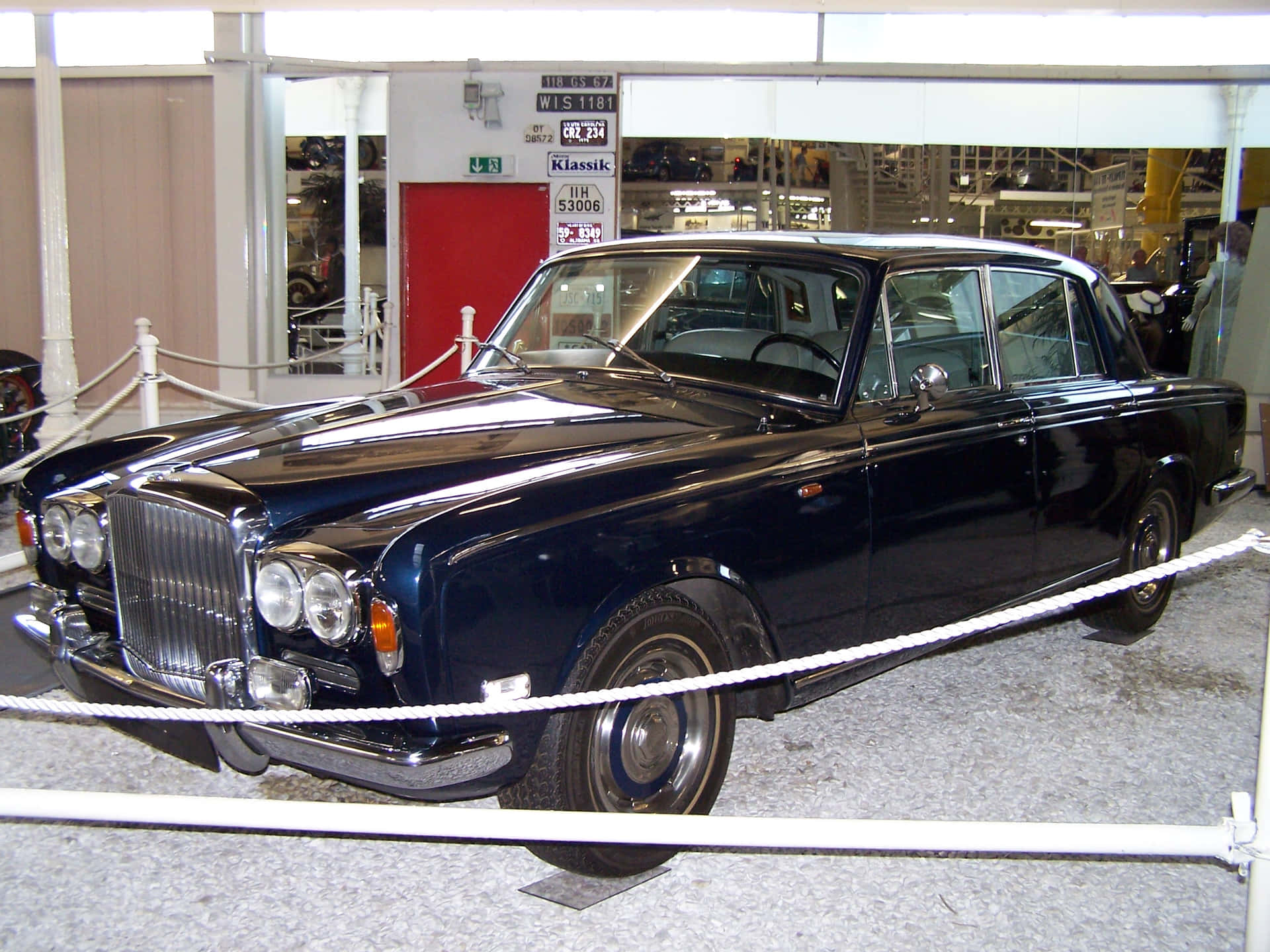 Lujo Vintage - Bentley T1 Fondo de pantalla