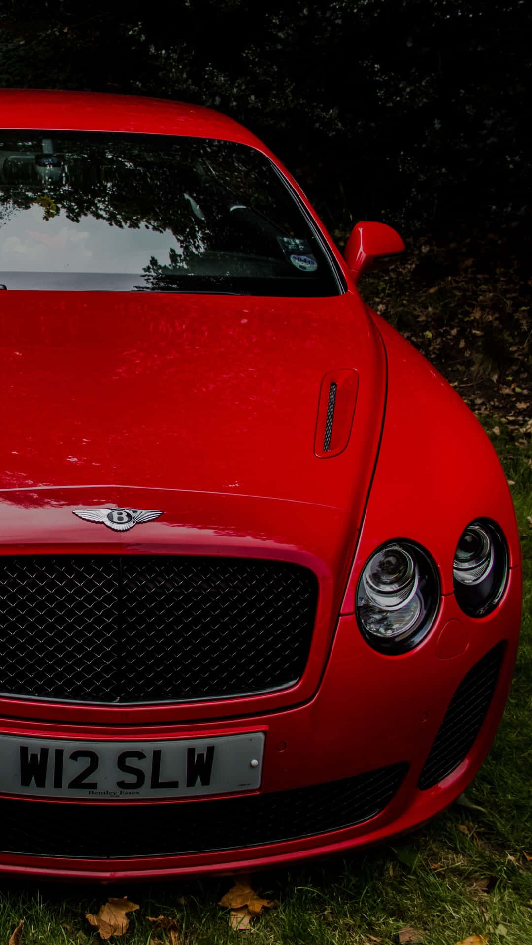 Fondode Pantalla De Un Iphone Bentley Rojo 2013. Fondo de pantalla