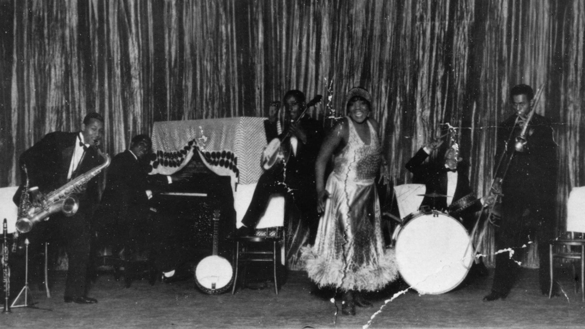 Bessie Smith With Her Band Wallpaper