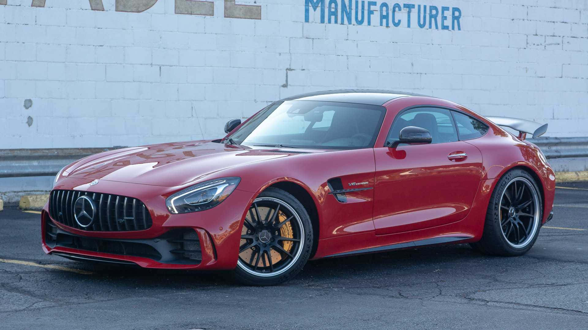 Unlock the power of the AMG GT-R