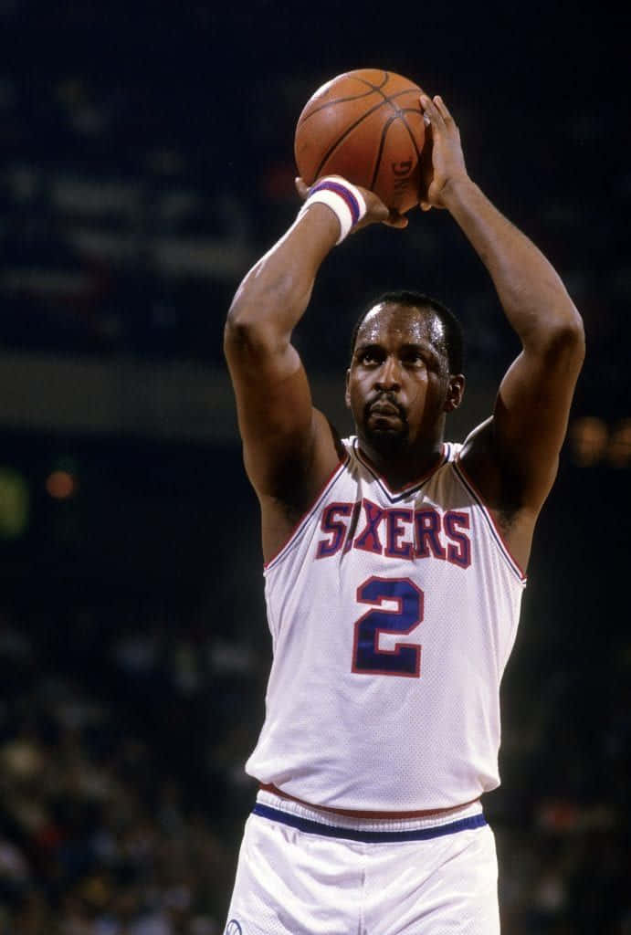 Best Basketball Athlete Moses Malone Wallpaper