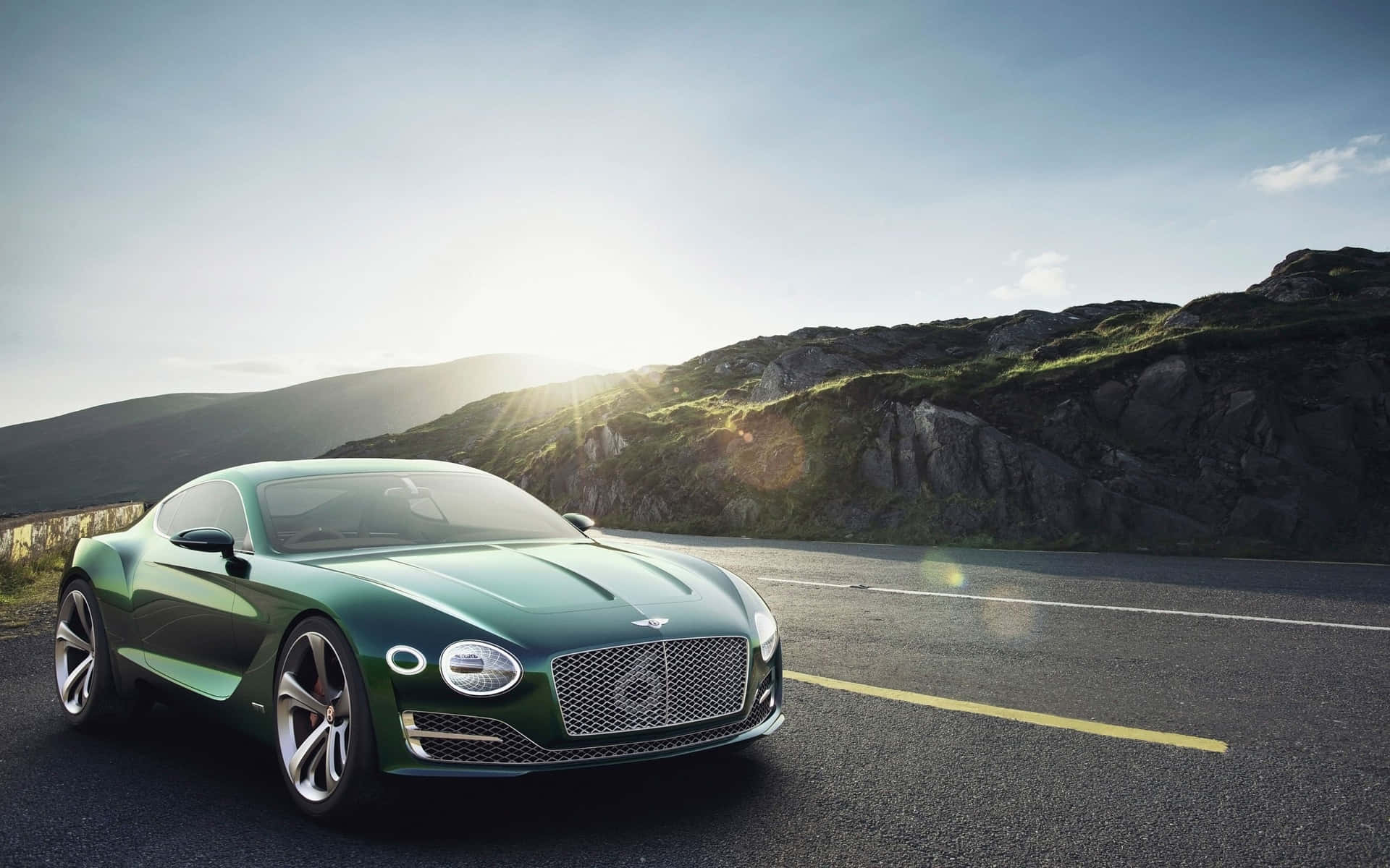 The Best of Luxury – Ride in Style with a Bentley