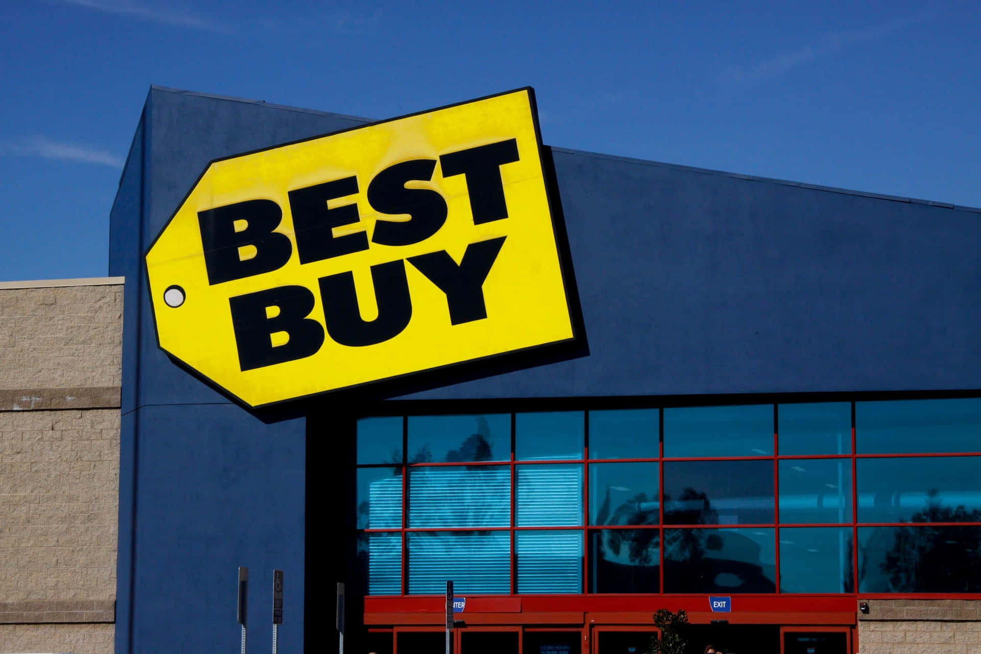 Get the latest tech products at Best Buy!