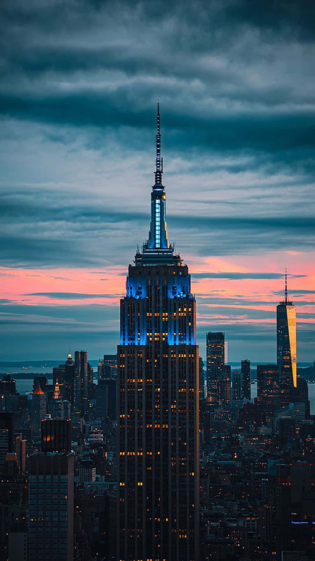 Empirestate Building Blauer Glanz Bester New York Hintergrund