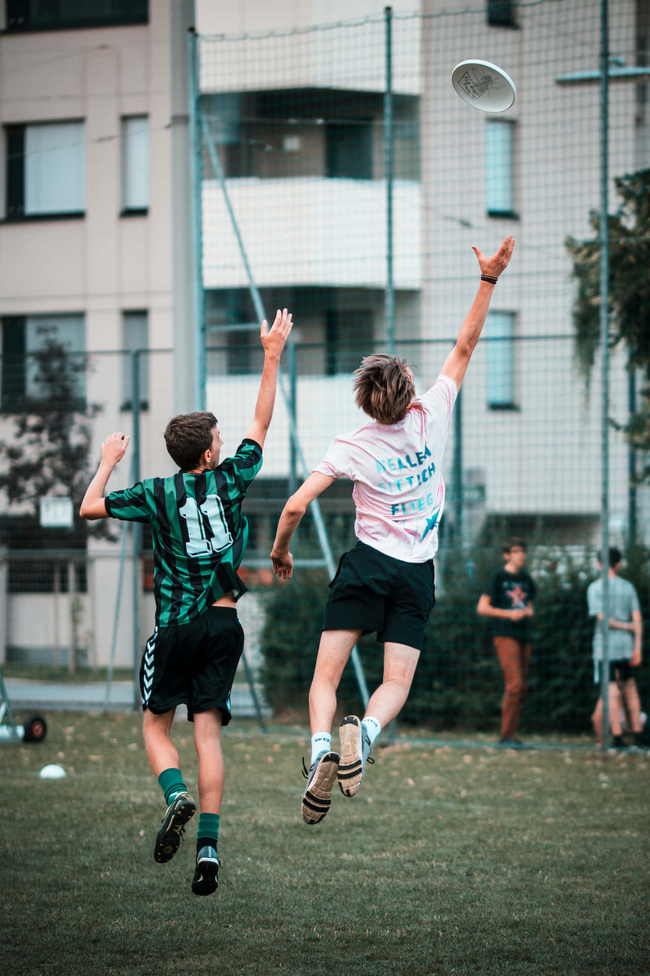 A Dynamic Display of Ultimate Frisbee