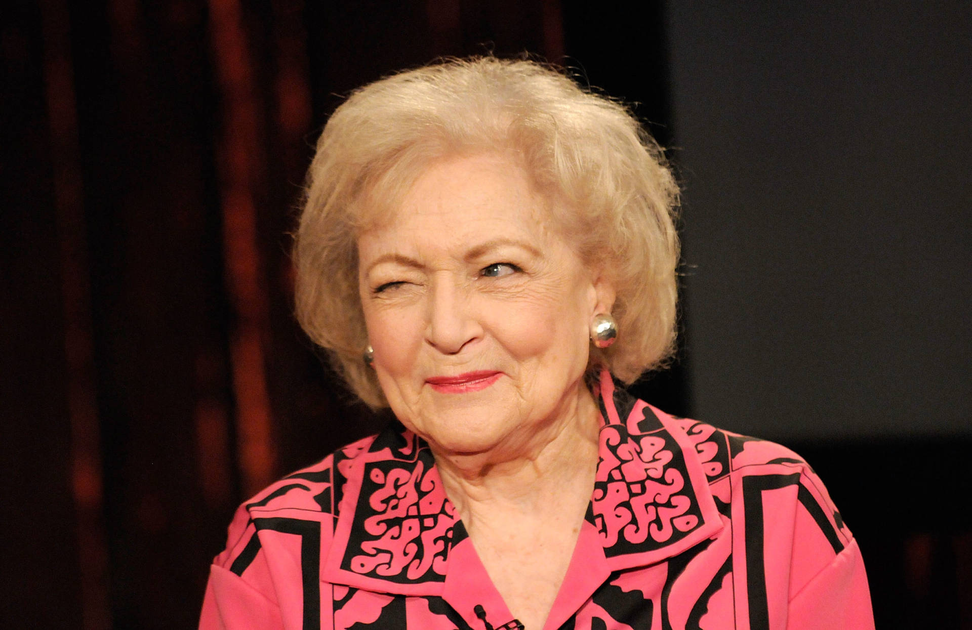 Betty White At Fuse Studios Background