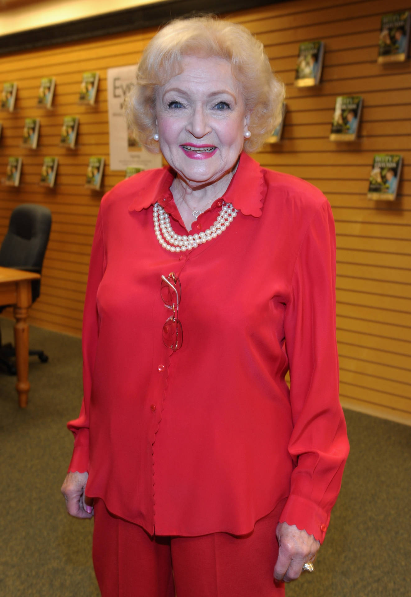 Betty White Book Signing Background