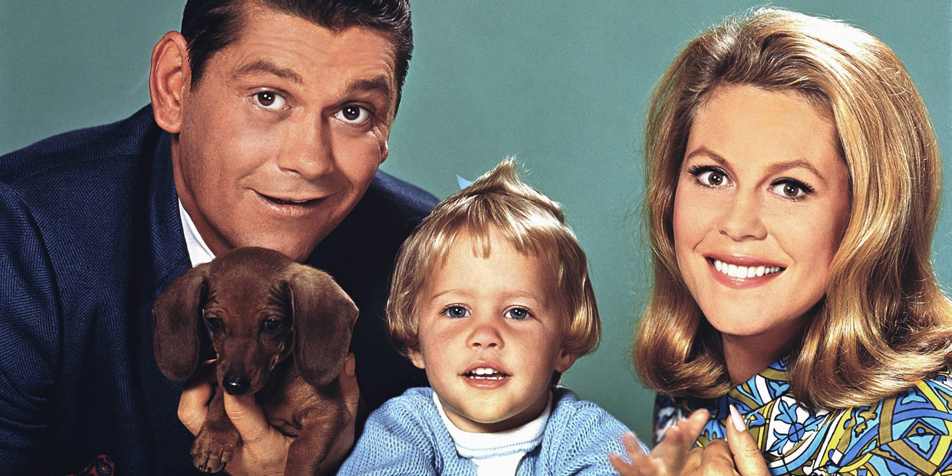 Bewitched Family Photo With Puppy Wallpaper
