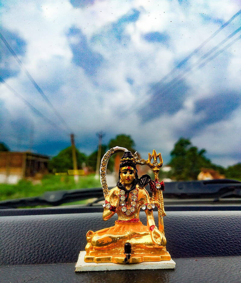 Bhole Baba Gold Figurine Wallpaper
