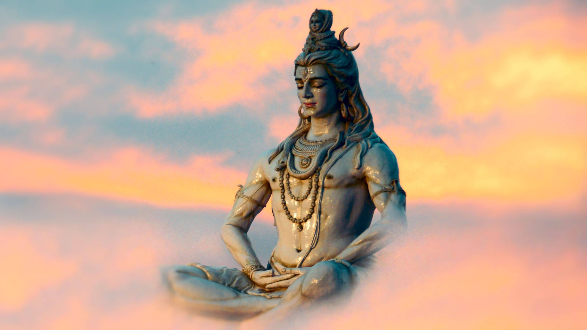 Bholenath Hd Shiva Mediterar Med Moln. Wallpaper