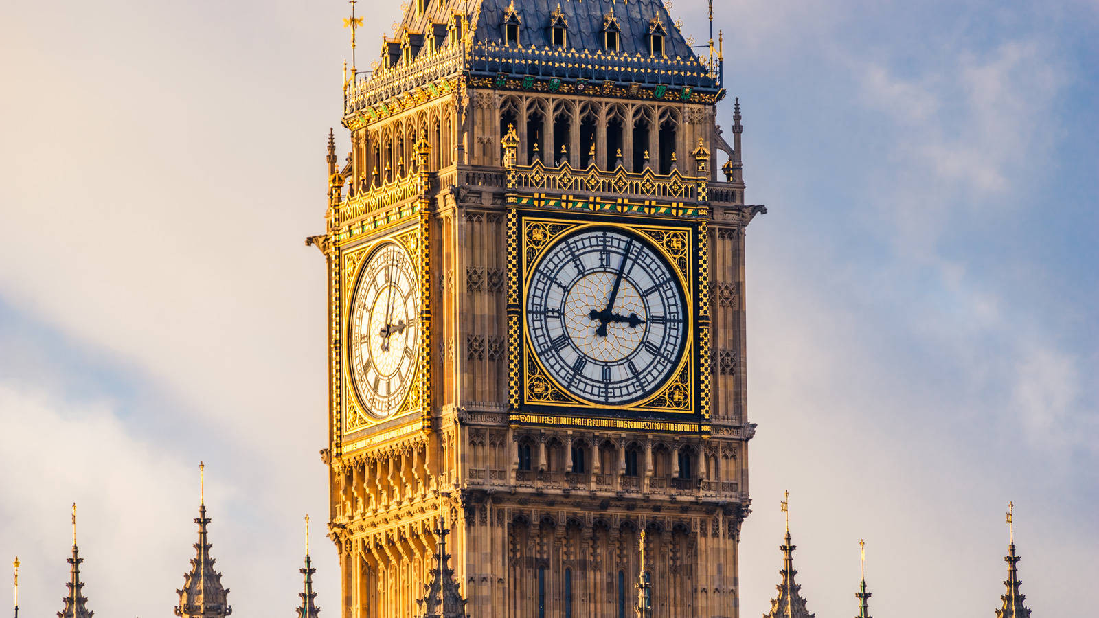 Big Ben In The Afternoon Wallpaper