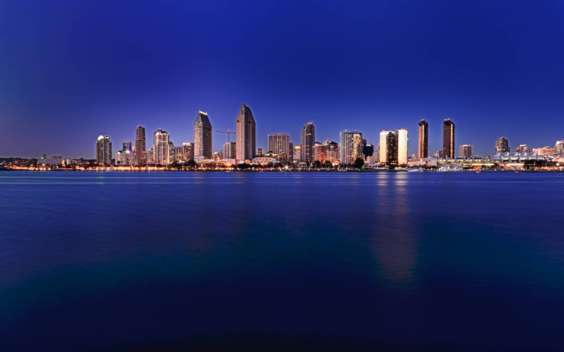 Big Blue Sea & San Diego Skyline Wallpaper