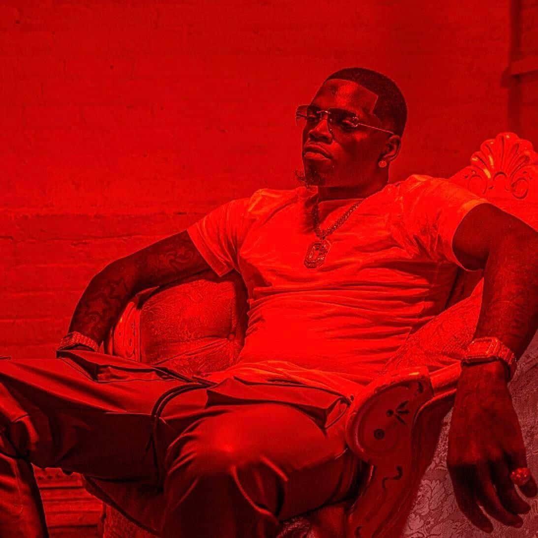 Big Boogie Relaxing In A Red Room Wallpaper