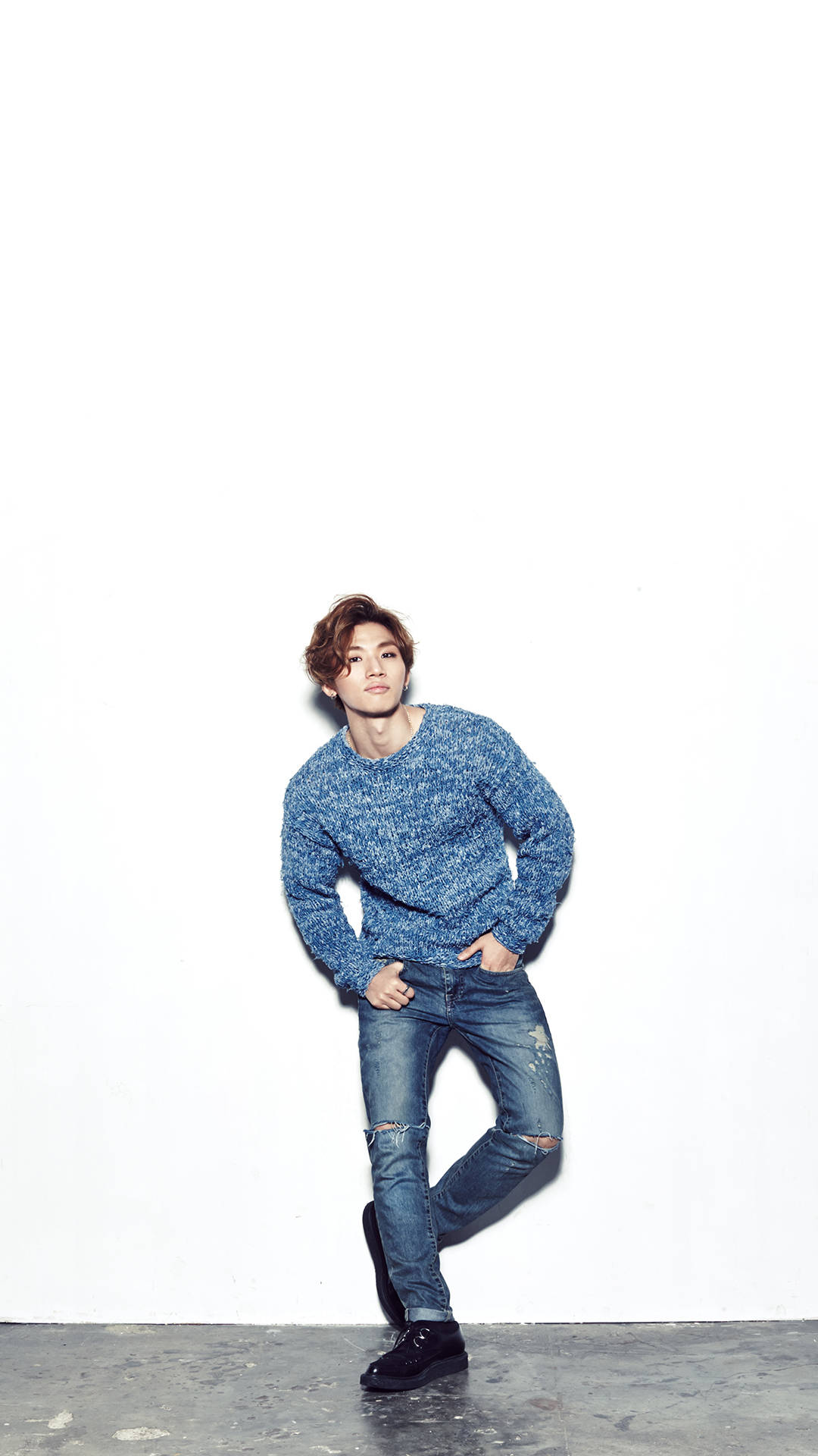 Bigbang Daesung In Blue Sweater Background