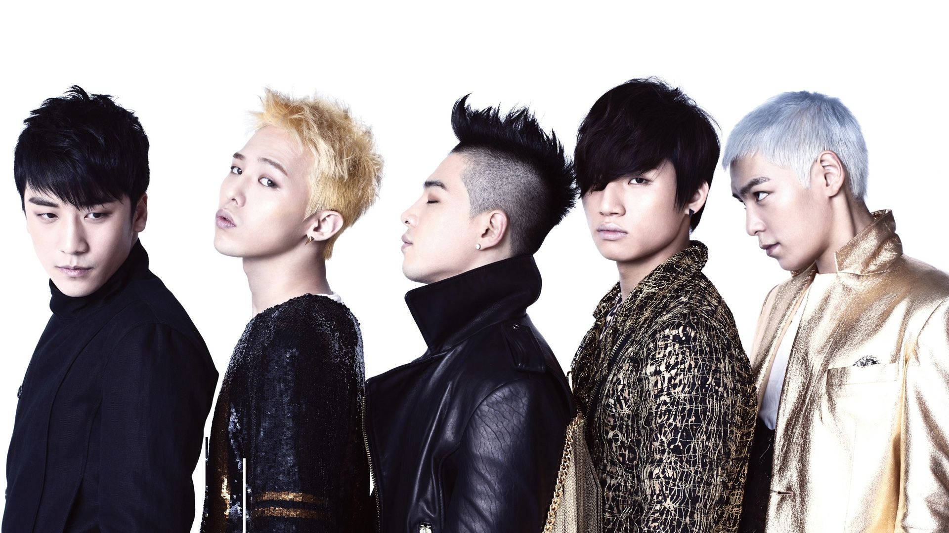 Bigbang K-pop Group Lined Up Background